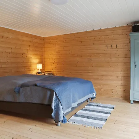 4 Bedroom Gorgeous In Idestrup Bøtø By