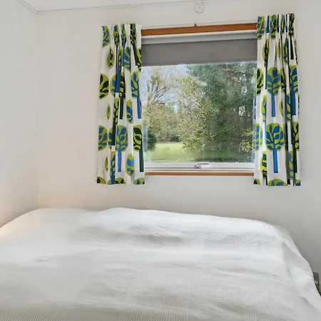 Nyaraló 4 Bedroom Gorgeous In Idestrup *